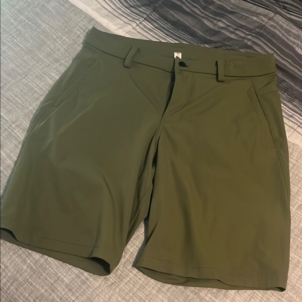 Lululemon Athletica Green Flat Front Shorts